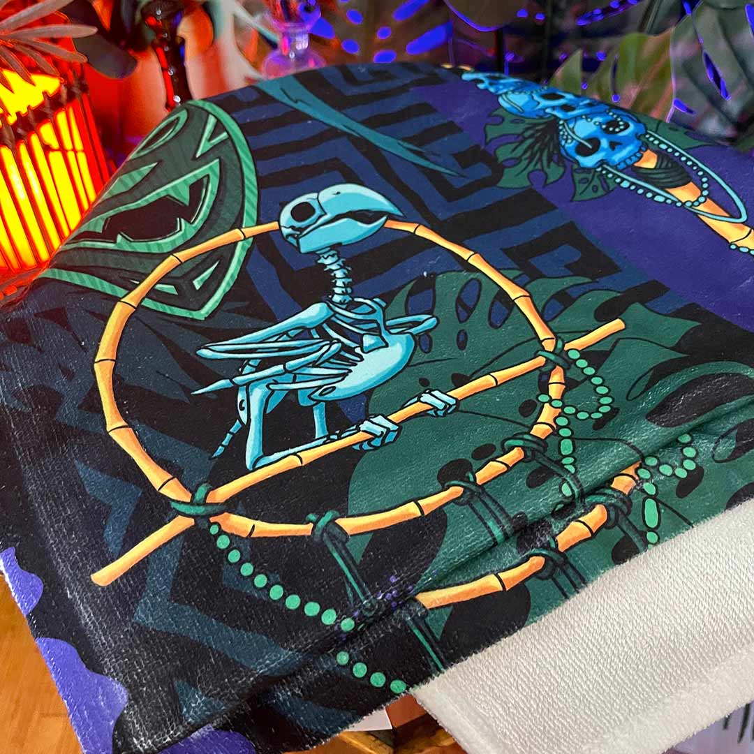Creepy Cove Towel - Black Mast