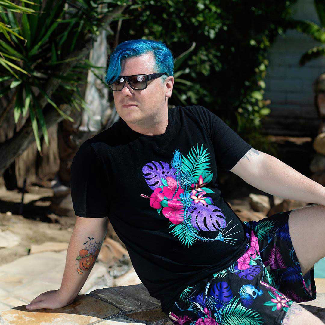 Tropigoth Graphic T-Shirt - Black Mast