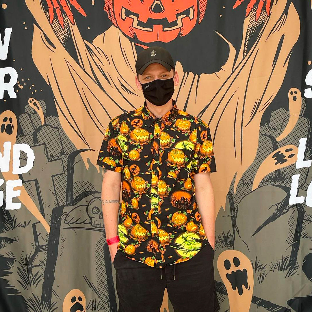 Hallow Haunts Button-down